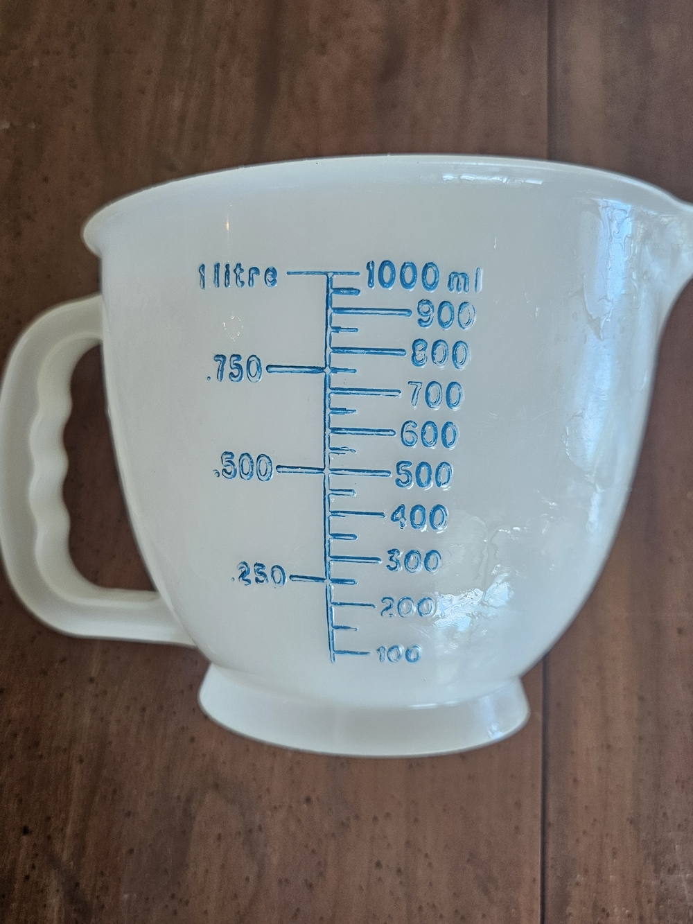 Tupperware 4 Cup Measuring Vintage 1977 1 Liter Pitcher Red & Blue - Picture 2 of 5